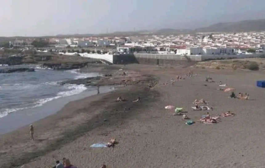 Сasa de vacaciones Chalet Con Jacuzzi Climatizado, Barbacoa Y Cerca De La Playa Abades  España
